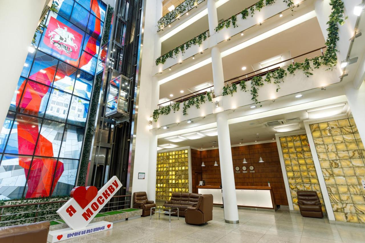 Moscow House Hotel Yerevan Exterior photo
